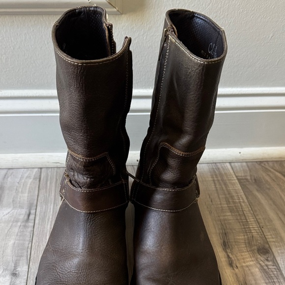 Cole Haan 9 men’s leather boots main image 8